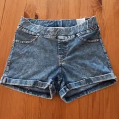 H&M デニムショートパンツ EUR 152