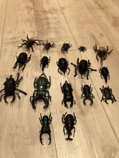 クワガタ・カブトムシ　昆虫フィギュア　まとめ売り17個