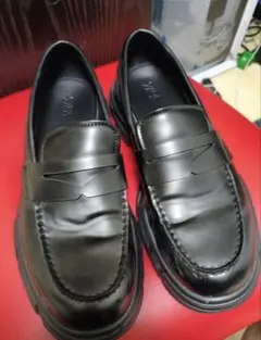 ZARA ブラックレザー厚底ローファー
