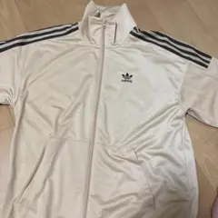 adidas クリーム色 ジャージ