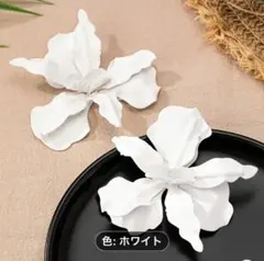 Item thumbnail for item 34690536-910e-4a68-b371-449ee28203e3