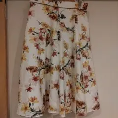 Apuweiser-riche 花柄フレアスカート サイズ2
