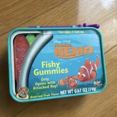 【激レア】ファインディングニモ 鍵付きお菓子缶 海外限定 レトロ ディズニーのサムネイル