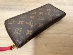 極美品　ほぼ未使用　ポルトフォイユクレマンス