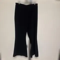 黒 フレアパンツ ゴムウエスト　セシルマクビー