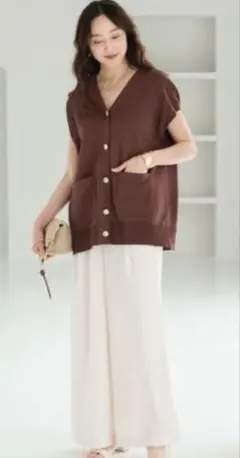 エルーラ　ハリカンボタンベスト