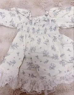 mon bebeフラワープリントオフショルダー ワンピース