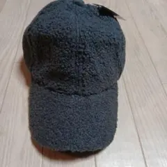 MIRTH タグ付きボアキャップ グレー