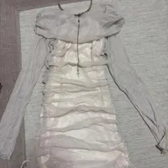 フリルデザインドレスとアクセサリーセット