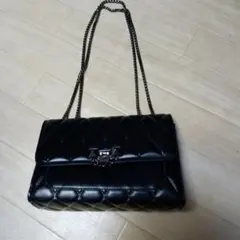 ブラック キルティング ショルダーバッグ
