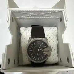 u*2様 DIESEL ダークブラウン アナログ時計