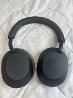 SONY ワイヤレスノイズキャンセリングヘッドホン WH-1000XM5のサムネイル