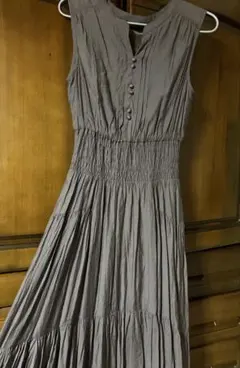 dazzlin ワンピース ノースリーブ