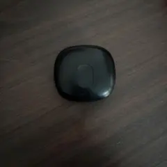 黒いイヤホンケース