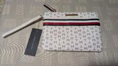 TOMMY HILFIGER ロゴプリントクラッチバッグ