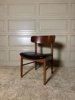 リッツウェル/Ritzwell MO サイドテーブル 定価19万 ZR24080 リッツウェル/Ritzwell MO サイドテーブル 定価19万 ZR24080 2025年