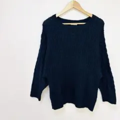 【アーヴェヴェ】ケーブル編み袖ニット　クルーネックセーター　Lサイズ　紺ネイビー
