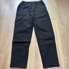 西松屋　黒のロングパンツ 150センチ