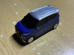 三菱 ekクロス プルバックカー カラーサンプル 非売品 ブルー×シルバーのサムネイル