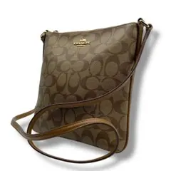 コーチ　ショルダーバッグ　レザー　PVC サコッシュ