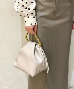 Mika Owen 巾着型ハンドバッグ
