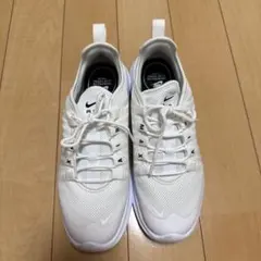 NIKE AIRMax Axis ホワイト