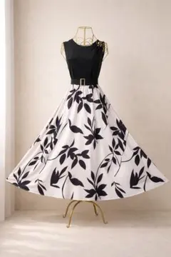 バイカラーワンピ 黒×ベージュ 花柄 フレア ロング ベルト ネックレスSET