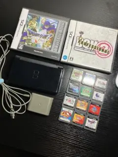 ニンテンドーDS lite ポケモン、ドラクエなどゲームソフト12本セット