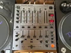 Item thumbnail for item 94e0c96c-6f9c-4ef2-abf3-73108ca81ea4