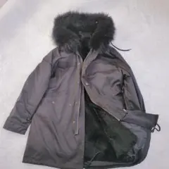 よっち✰Vesgioia ラクーン　グラデーションファーコートベスジョーヤ SO29G104 - MEADOW FLOWERS - Swatch® United States