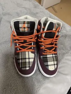 【美品】エアジョーダン1 ミッド SE 