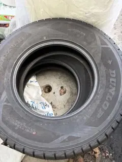 １本 ウィンターマックス 205/65R16 超低走行 10分山 スタッドレス 1本 ウィンターマックス 205/65R16 超低走行 10分山 スタッドレス