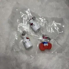 ハローキティ　アメリカンデザイン　めじるしアクセサリー　ミルク　リボン