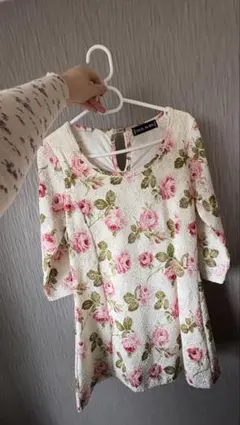 花柄レース風半袖チュニック cecil mc bee