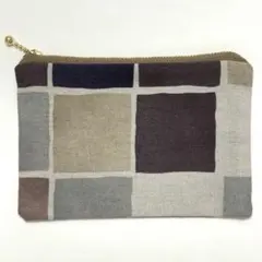 【値下げ不可】未使用品 北欧 個性的 ハンドメイド フラットポーチ / ポーチ