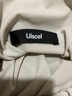 ユイセル　アーバンリサーチさんのブランド　生成りのスカート　雨の日もオシャレに♪