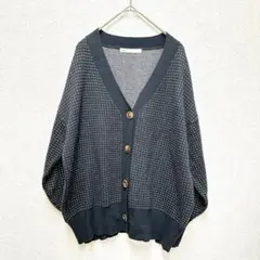 イッカ【M】ニットカーディガン Vネック 総柄 ボタン 大きめ ゆるだぼ