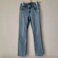 ライトブルー ストレートデニム　ユニクロ23