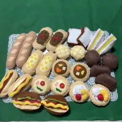 ♪ako♪ハンドメイド　たっぷりパン屋さんセット　フエルトままごと