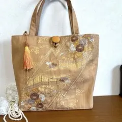 No.18 帯リメイクバック　刺繍 トートバッグ タッセル飾り房付き　一点物