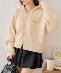 chico フードリブニットアウター