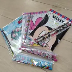 キャラクターグッズ　文房具　まとめ売り