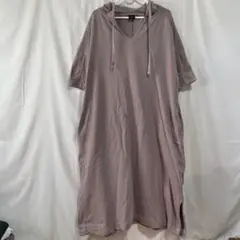 Item thumbnail for item 95323702-fae9-414a-b4f5-ef24f34c7545