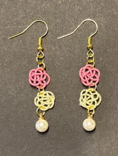 水引ピアス 梅結び ピンク×ゴールド パール風　ハンドメイド　水引アクセサリー