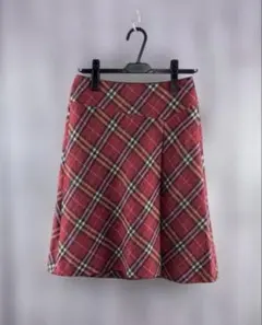 バーバリーブルーレーベル チェック柄 タック入り スカート
