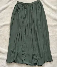 UNIQLO シフォンプリーツスカート　グリーン
