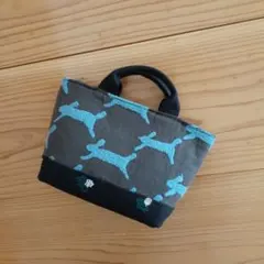 Item thumbnail for item b17462fe-624a-4de0-b98a-a52a0b457029