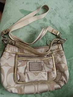 Coach ベージュ ショルダーバッグ