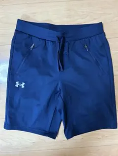 アンダーアーマー　ハーフパンツYXL 160cm