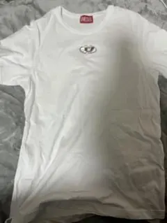 DIESEL メタリックオーバルDロゴ　Tシャツ